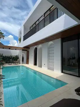 Modern Villa dekat Pantai Batu Bolong & Pantai Echo Canggu