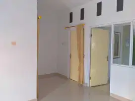 Di jual Rumah & Ruko 2 Lantai, Siap Huni Di Taman Kopo Ketapang