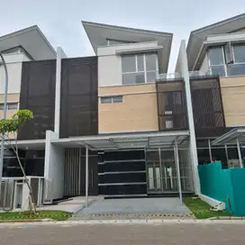 Rumah Mewah Golf Island PIK Ukuran 10x25 Edelweis Siap Huni TERMURAH