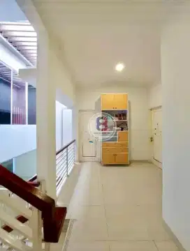 Rumah dijual di Kebayoran Village Bintaro Jaya Sektor 7