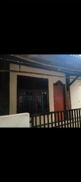 Rumah second dijual murah 40m²(180jt)akses motor Sukmajaya Depok