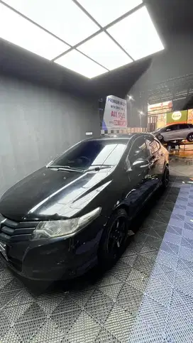Dijual Honda City 2010 (Upgrade Keyless)