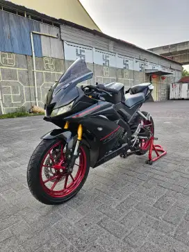 Yamaha R15 V3 Hitam 2018