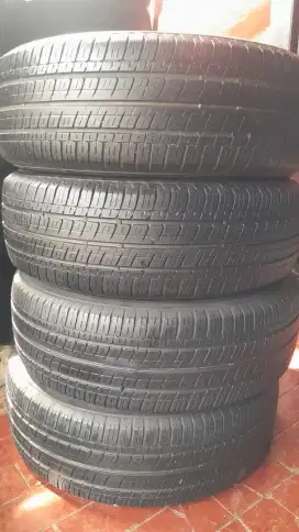 Ban copotan Crv Bridgestoen Duller H/T 225/65 R17 80%..4pcs