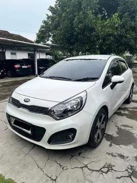 Kia Rio SE matic 2013 asli AD istimewa