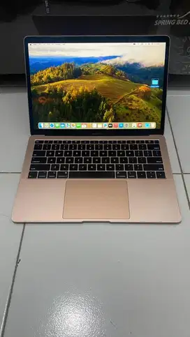 MACBOOK AIR RETINA 2019 i5 8/128