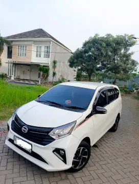 Daihatsu Sigra 1.2 R Deluxe 2024 AT