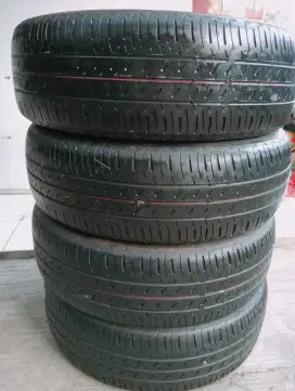 Ban mobil ukuran 195/65/15. Merk ecopia