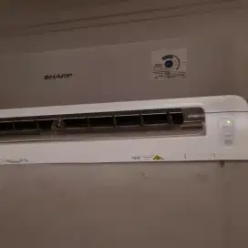 AC Sharp 1pk Pakai 6 bulan Kondisi Oke