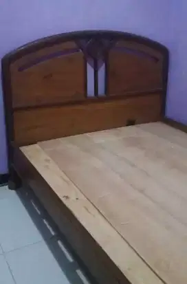 Ranjang Kayu Jati ( Harga Nego )