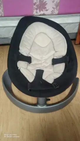 Ayunan Goyang anak bayi
