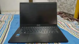 Laptop MSI Modern 14 i3 RAM 16GB SSD 512GB