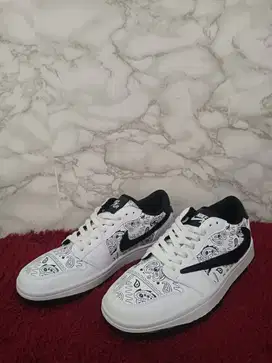 Nike Travis Scott White