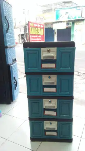 lemari gasaqi s4
