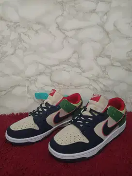 Nike SB Dunk Low Edisi Otomo Katsuhiro