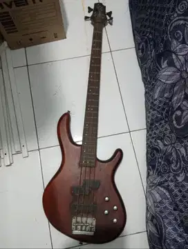 gitar dan bass merk cort original