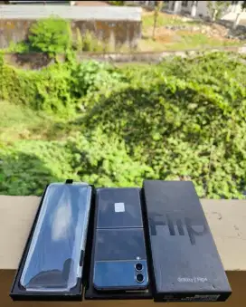 Samsung Z Flip 4 128 GB Full Original