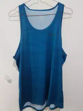 2XU light speed singlet men