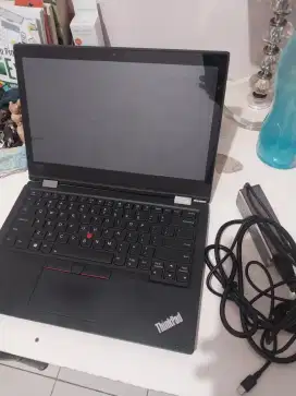 Lenovo Thinkpad yoga L380 intel core i5 Gen8