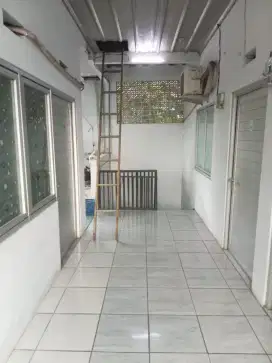 Kontrakan strategis di Passrminggu Pejaten Barat