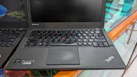 THINKPAD X240 i7-4600 RAM 8 GB SSD 256 GB DUAL BATERAI