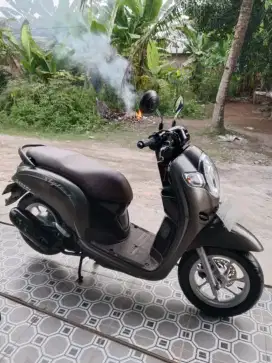DIJUAL MOTOR SCOOPY TAHUN 2019