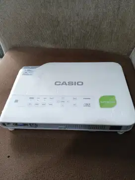 Proyektor Casio Type XJ-A252