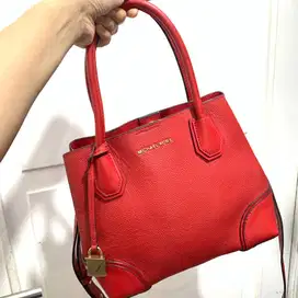 Preloved Tas Michael Kors Mercer Gallery Pebbled Leather Satchel Red