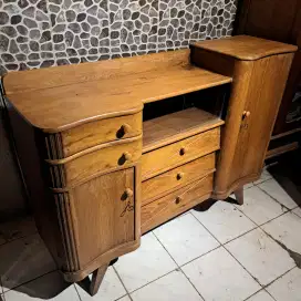 Buffet artdeco
jati tua
era 1950-1960
5 Drawer