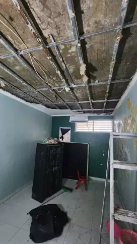 Renovasi atap rumah,kontrakan,flapon,kanopi,atap bocor,keramik