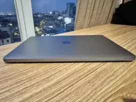 Dijual cepat Macbook Pro M2