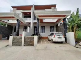 DIJUAL Rumah tengah kota semarang dg view dan kolam renang