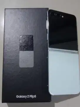 Di jual aja ni samsung z flip5 ram 8/256gb bisa di nego