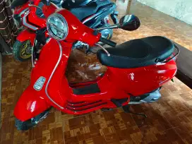 VESPA MATIC LX 125 IGET LOW KM MONGGO BOSQU