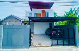 Di Jual Rumah Baru dkt Hotel Sheraton jl jogja_ solo Maguwoharjo