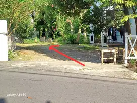 tanah strategis buat kos atau hunian dekat UNS dan  rs moewardi