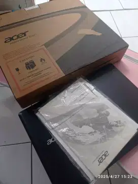 Dijual laptop fullset apa ada nya