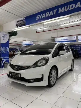 Honda Jazz RS CVT 2014