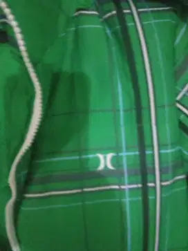 Jaket hurley ijo