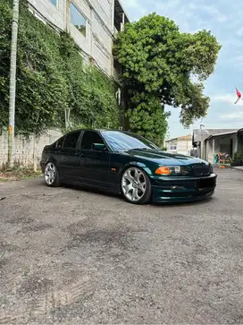 BMW e46 318 Boston Green