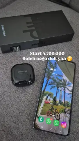 SAMSUNG GALAXY FLIP 4