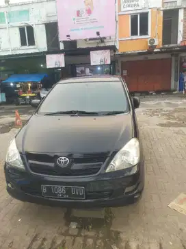 Toyota Kijang Innova 2007 Bensin