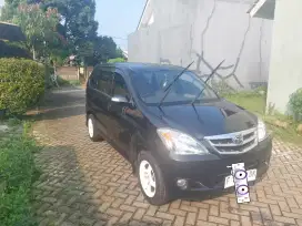 Dijual Xenia LI 1000 2009