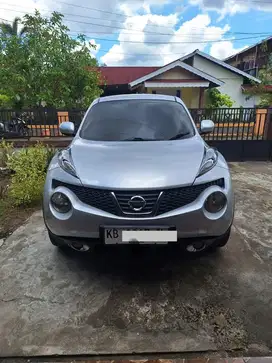 Dijual mobil Nissan Juke