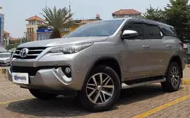 TDP 22JT Toyota Fortuner 2.4 4x2 VRZ Solar-AT Silver 2021