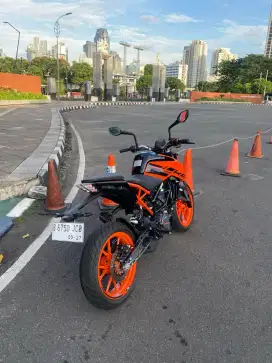 KTM DUKE 200 CC