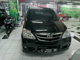 TOYOTA AVANZA G MT 2011 HITAM