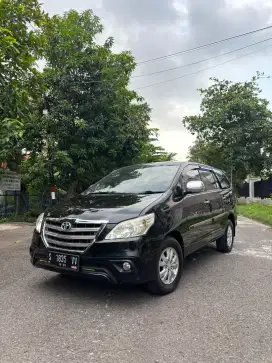 Innova G matic Diesel 2014