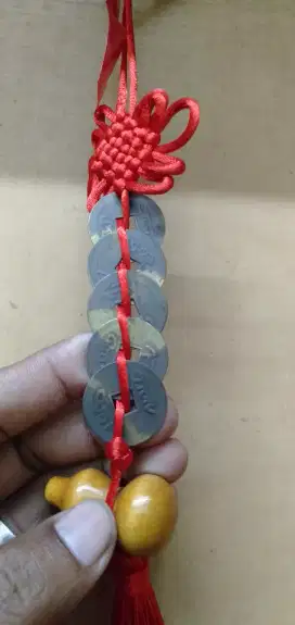 Di jual  barang unik dan langka barang kerajaan kuno wa dan hp