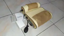 Bantal Pijat + Bantal Pemanas (Masih Baru)